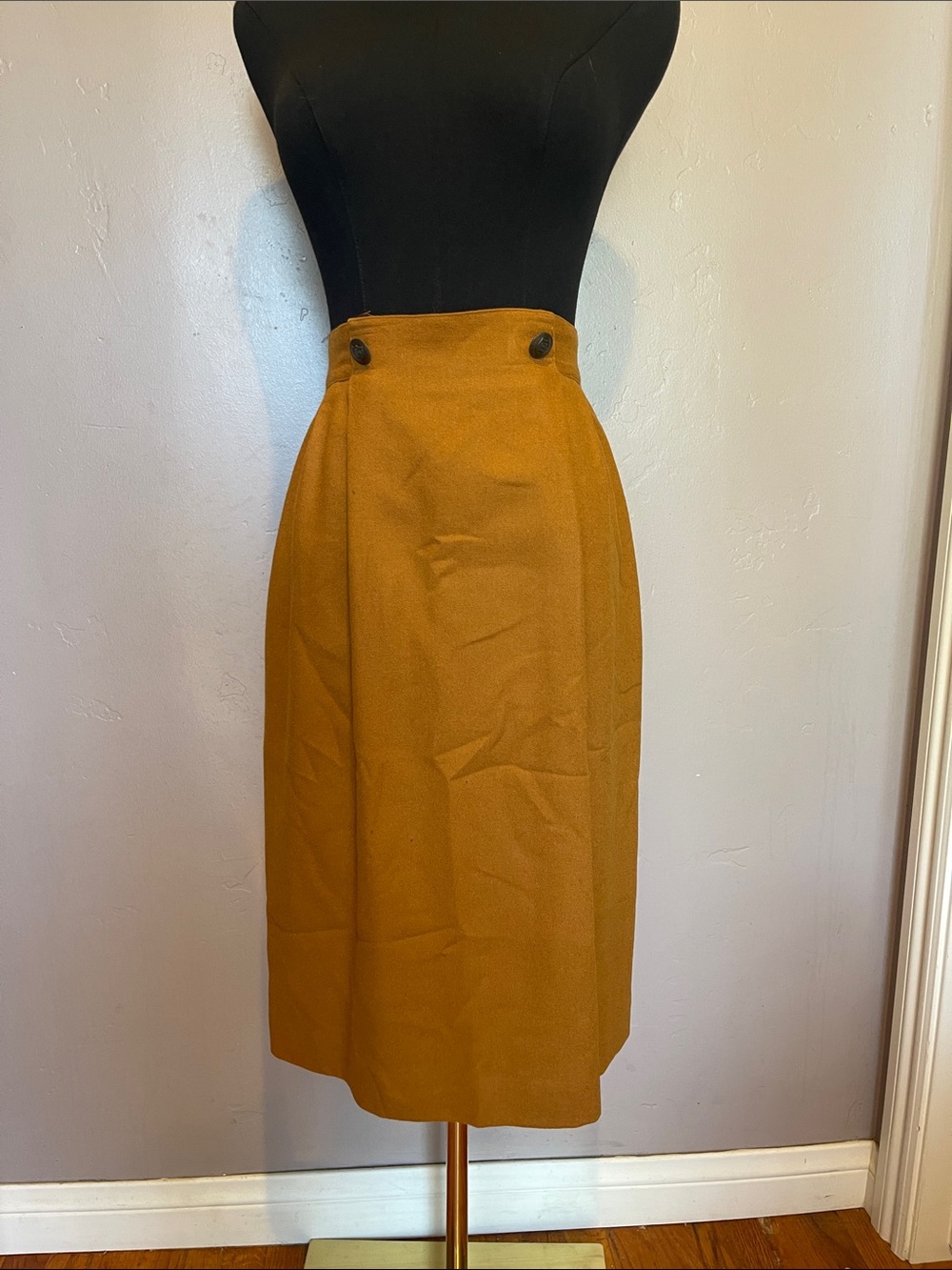 Vintage Jones New York 100% Wool Midi Wrap Skirt Mustard Camel size 4